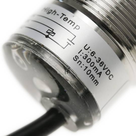 Sensore di prossimità induttivo alta temperatura 68mm Sn: 10mm 6-36 VDC PNP NO M30