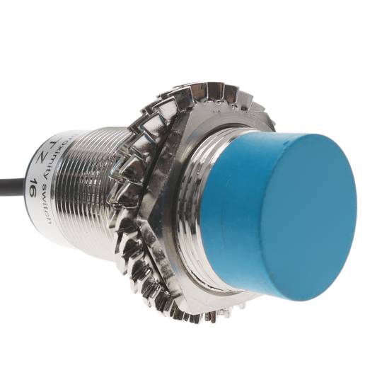 Sensor proximidad inductivo alta temperatura 68mm Sn:15mm 6-36 VDC PNP NO M30