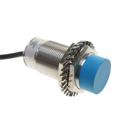 Indukcyjny czujnik zbliżeniowy 6-36 VDC PNP NO M30 Sn: 15 mm