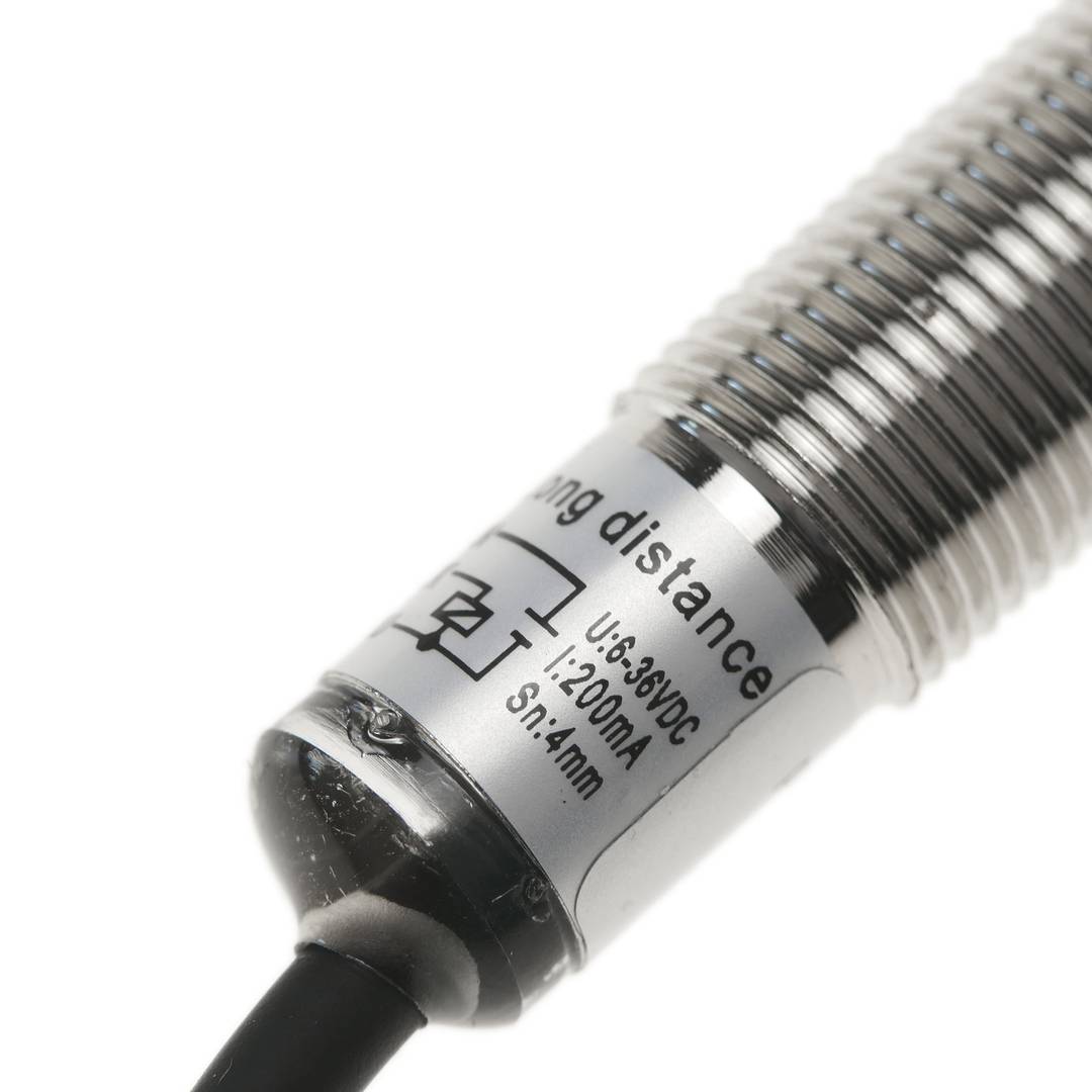 Sensor proximidad inductivo larga distancia 6-36 VDC PNP NO M12 Sn:4mm