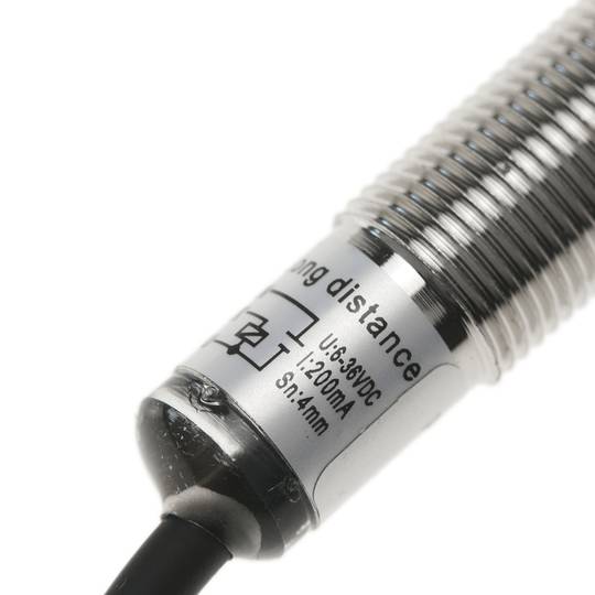 Sensor proximidad inductivo larga distancia 6-36 VDC PNP NO M12 Sn:4mm