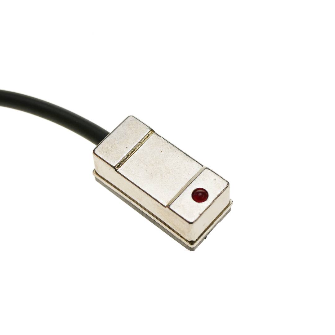 Interruptor sensor de proximidade indutivo magnético 5-50 V AC/DC NO 27x13x10mm