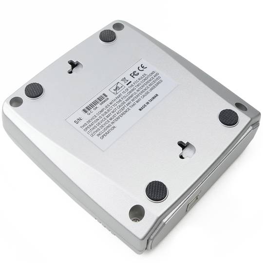 Adaptateur USB vers RS-232 Titan 4-Port (AM/4xDB9M) (USB-Powered)