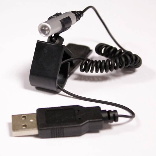 Linterna LED con conexión USB y pinza para ordenador portátil