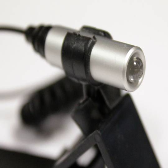 Linterna LED con conexión USB y pinza para ordenador portátil