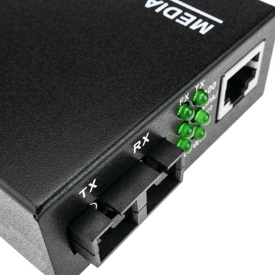 100 Mbps single mode glasvezel converter van SC naar RJ45 op 40 km