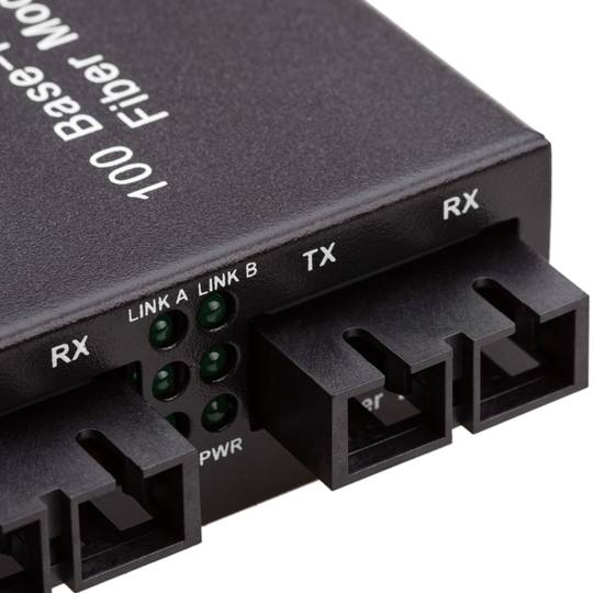 Câble Fibre Optique Multimode LC à LC (UPC) OM4 De 10m Avec Languettes Push-Pull