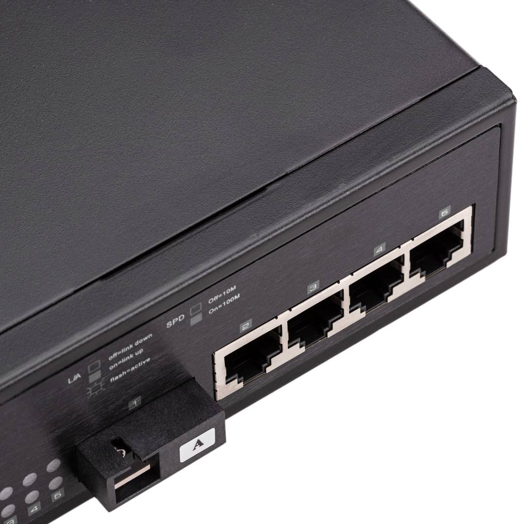 100 Mb / s jednomodowy konwerter światłowodowy 4xRJ45 SC 1310nm simplex 40 km