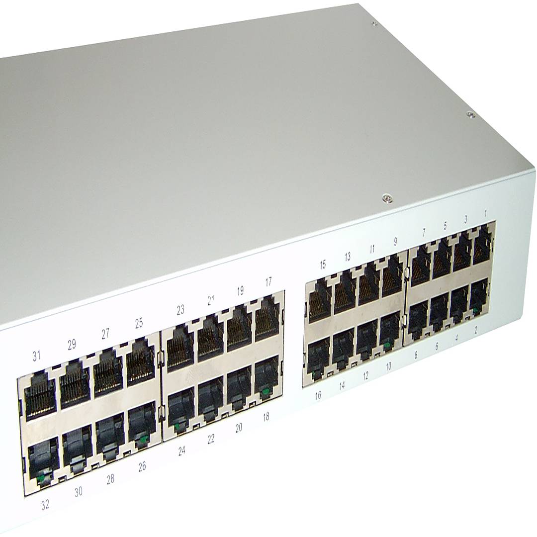 KVM de rack 1U Uniclass Cat.5 2KVM para 32CPU