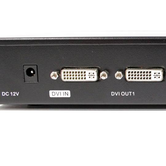 Moltiplicatore a 8 porte video DVI