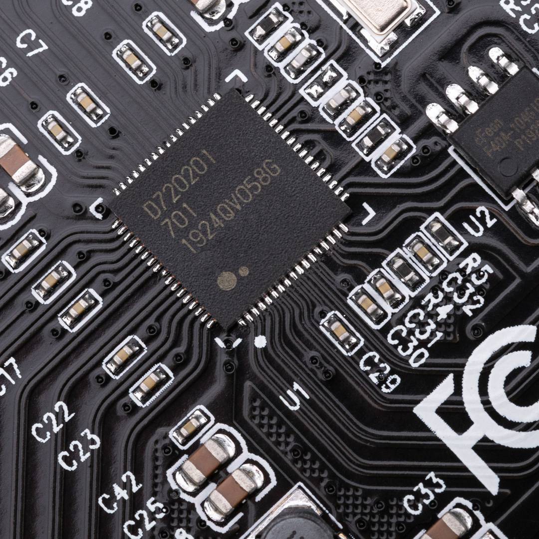 Scheda PCIe SuperSpeed USB 3.0 con 2 porte esterne e 1 interna a 19 pin