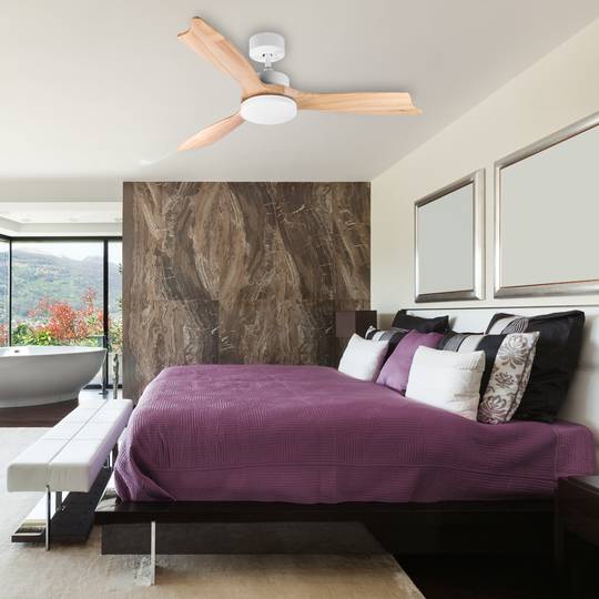 Ventilateur de plafond à pales claires et couleur bois avec commande, mode été/hiver, 6 vitesses programmables 20W 132 cm