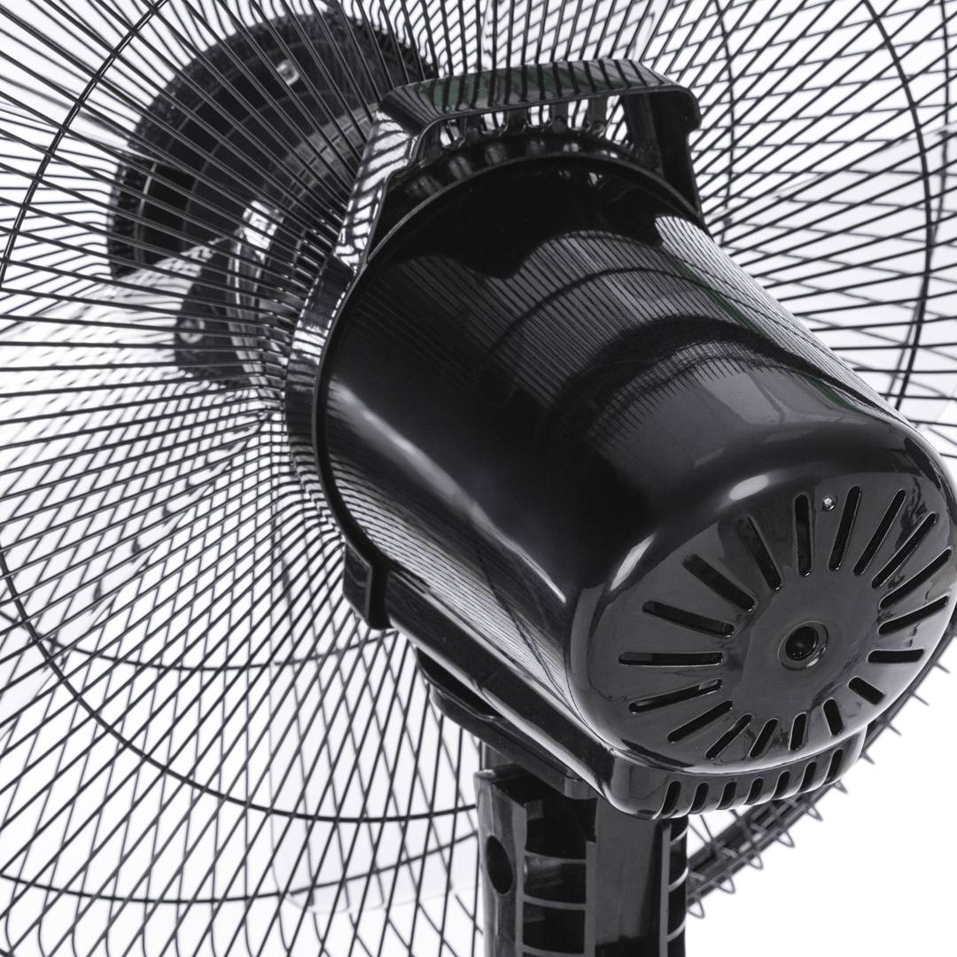Ventilatore oscillante da pavimento con telecomando regolabile in altezza 3 velocità diametro 40 cm 60 W colore nero