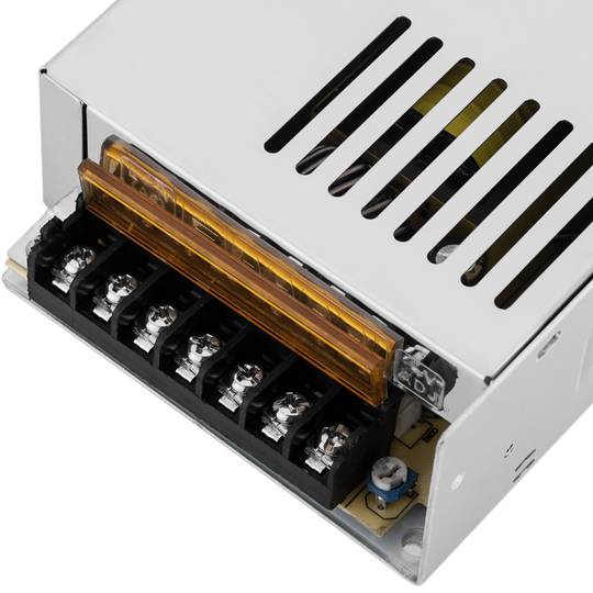 Fuente de alimentación industrial 12VDC 20A