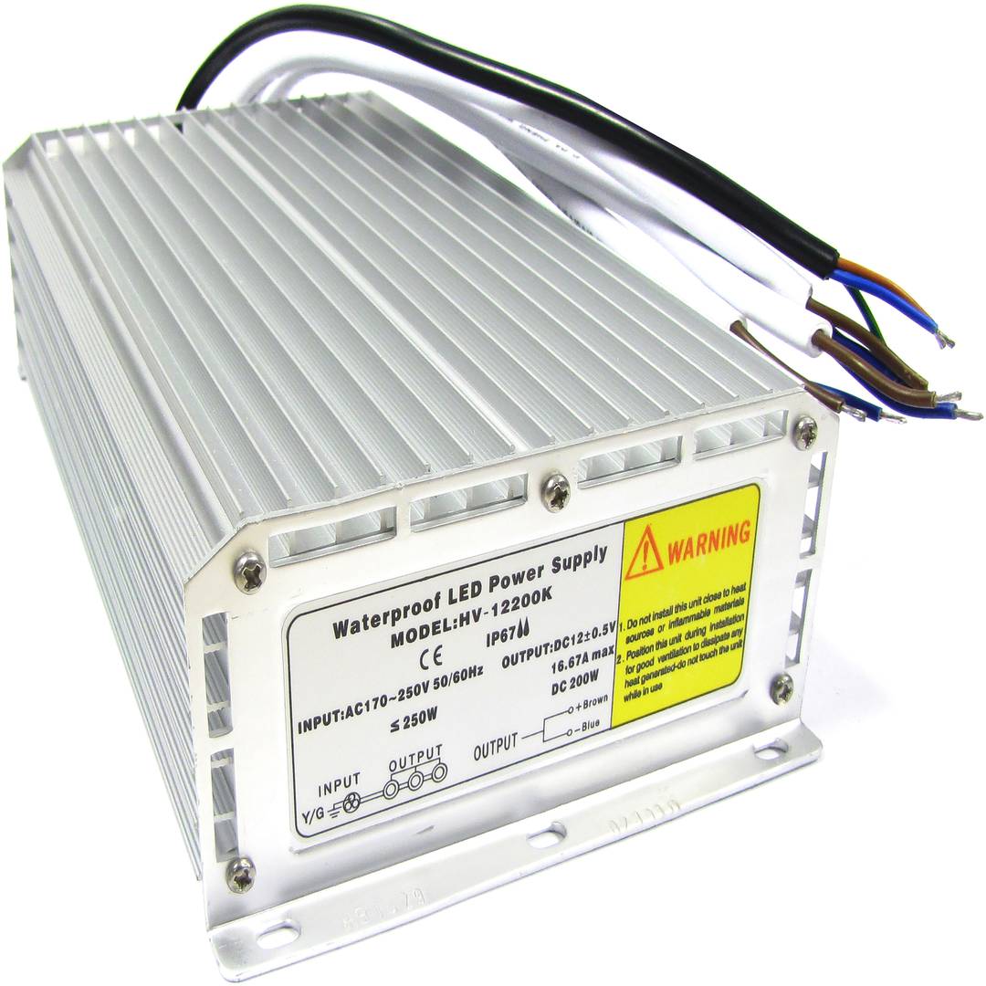 Fourniture industrielle IP67 16A 12VDC 3 OUT