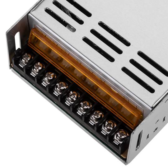 Fuente de alimentación industrial 24VDC 15A