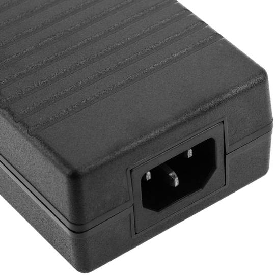 Netzteilversorgung von 220 VAC bis 12 VDC und 7A