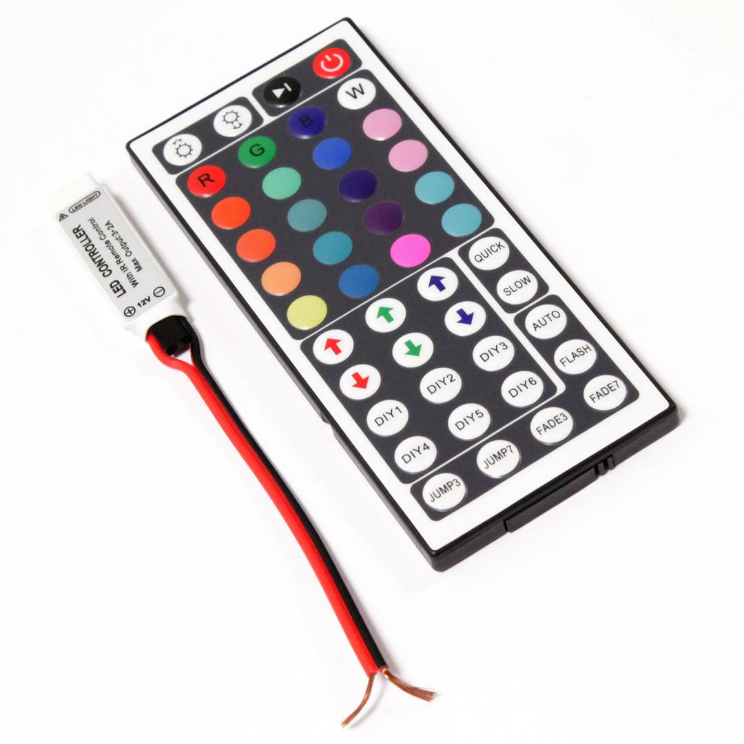 Controlador para tira de LEDs RGB de 6A 12VDC con control remoto IR modelo compacto