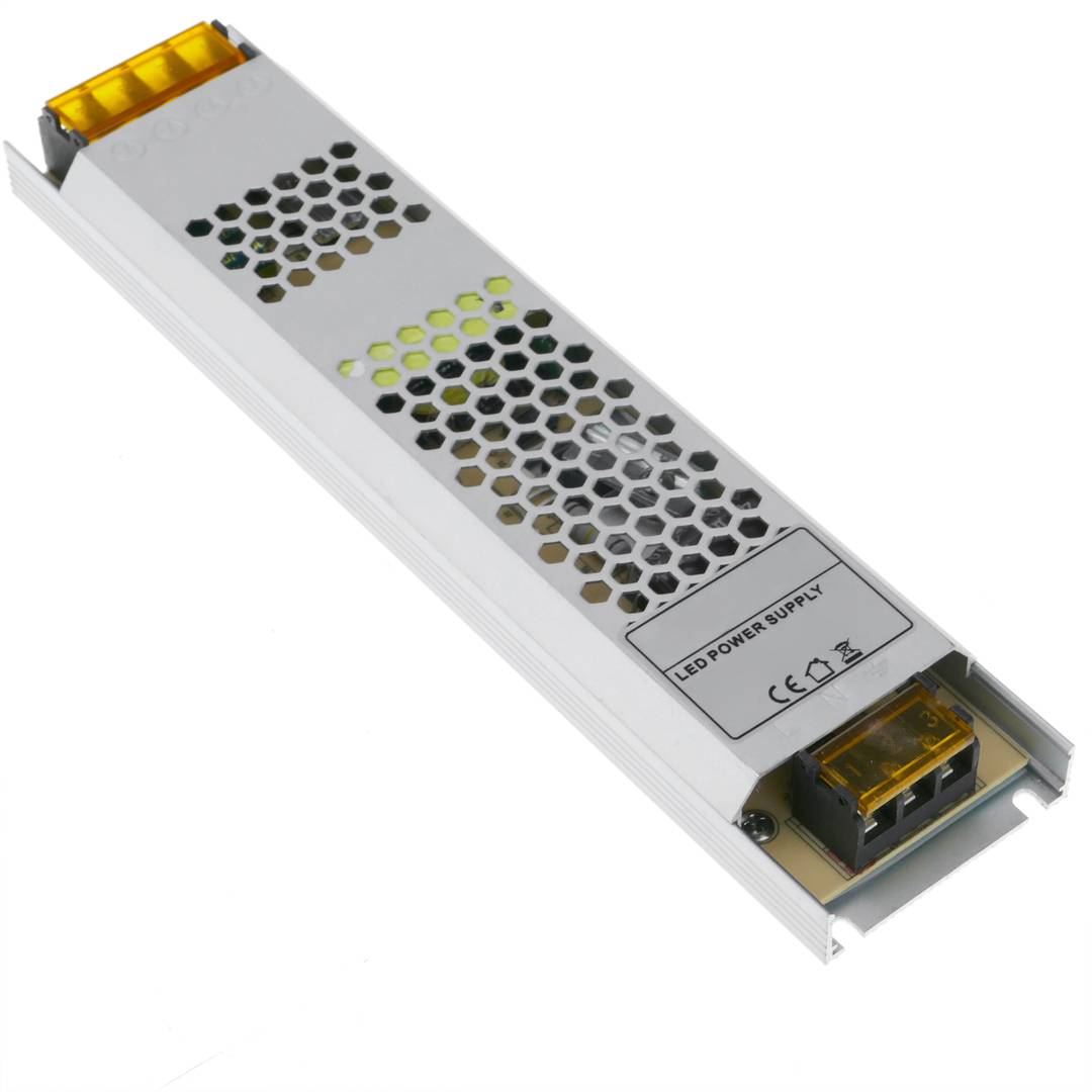 Industriële stroomvoorziening 12VDC 8.3A. Grootte 53 x 235 x 21 mm