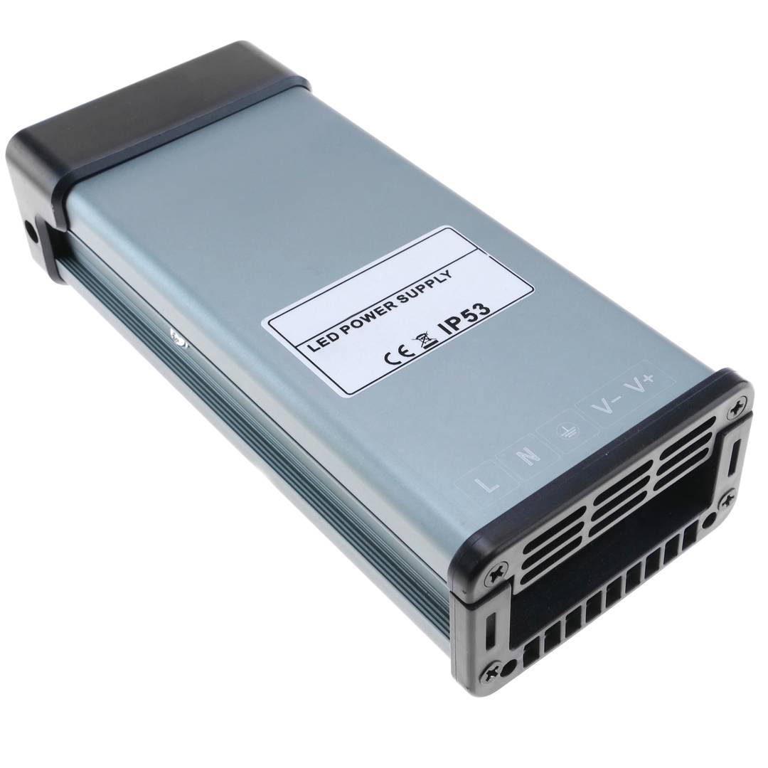 Alimentation électrique à surface plane. Transformateur électrique industriel 12VDC 12.5A. Mesures 75 x 190 x 42 mm IP53