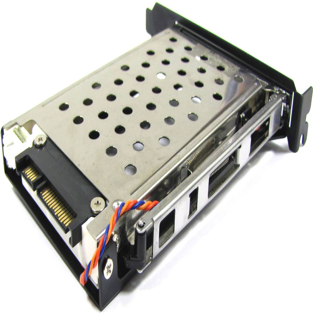 Slot adapter to 1x2.5 SATA-HDD