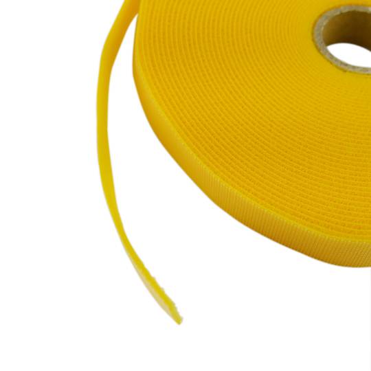 Plakband spoel 15 mm x 10 m geel