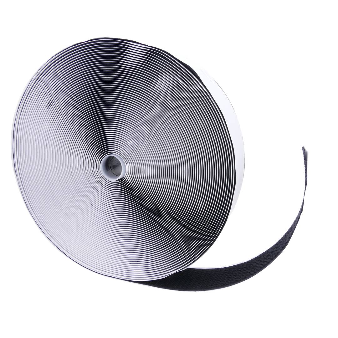 Kołowrotek z taśmą samoprzylepną w kolorze czarnym o wymiarach 50 mm x 25 m