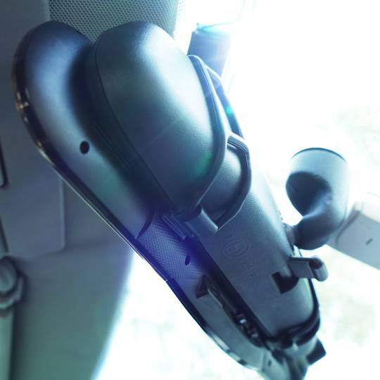 Retrovisore DVR con schermo LCD 5” per registrazione di video auto 1080p