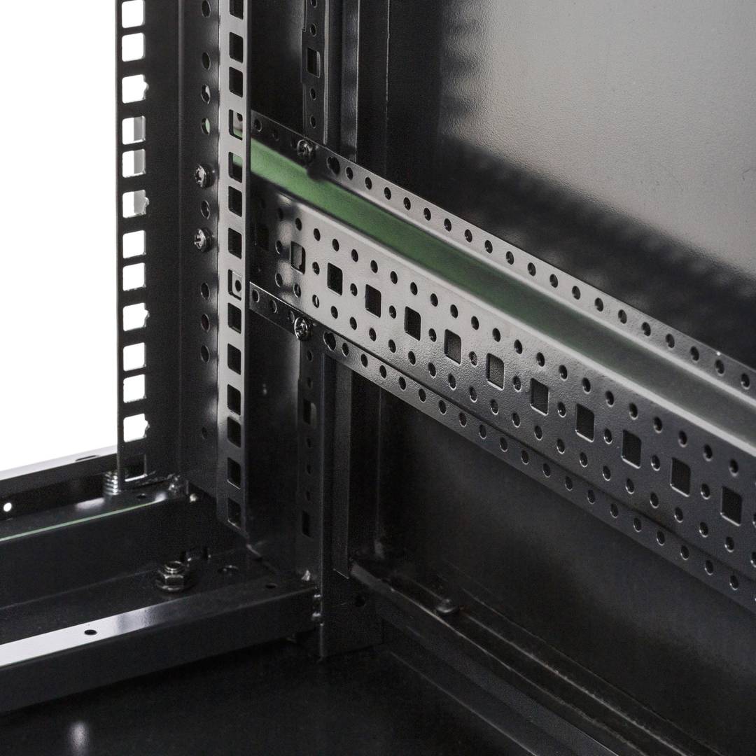 Armadio rack da pavimento 19