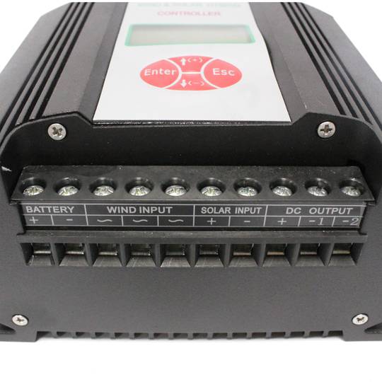 Controlador solar y eólico híbrido de 400W 24V con visor LCD