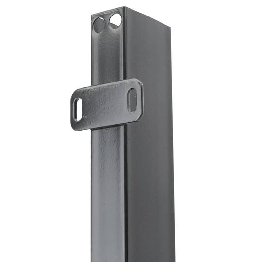 Bancada para sala de espera con sillas ergonómicas negras de 3 plazas