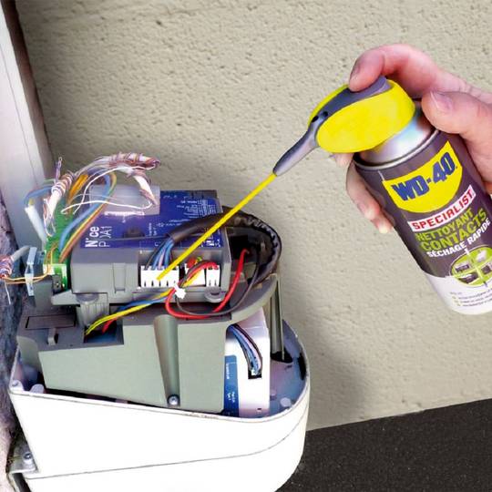 Contactreiniger SPECIALIST 400 ml (doos van 6 stuks)