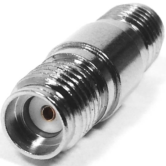 Adaptador SMA-Hembra / SMA-Hembra