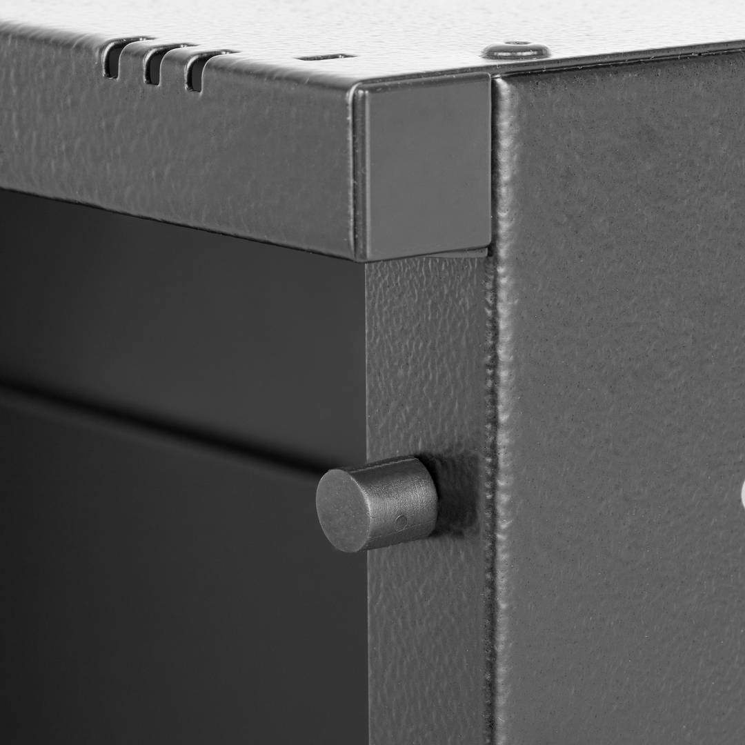 Wandschrank 19