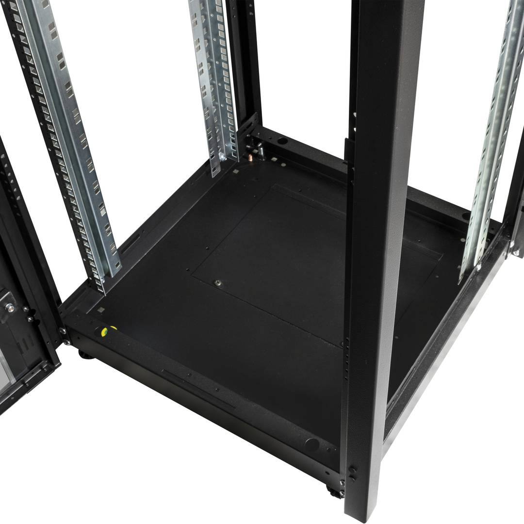 Armoire rack 19'' debout 16U 600x600x825mm MobiRack par RackMatic Porte noire et verre trempé