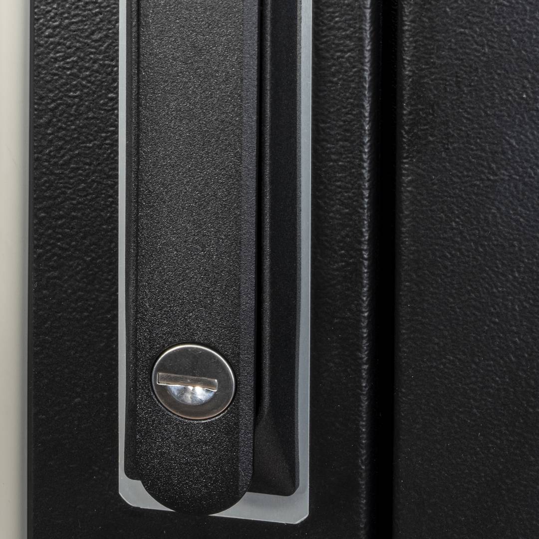 Armoire rack 19'' debout 16U 600x800x825mm MobiRack par RackMatic Porte noire et verre trempé