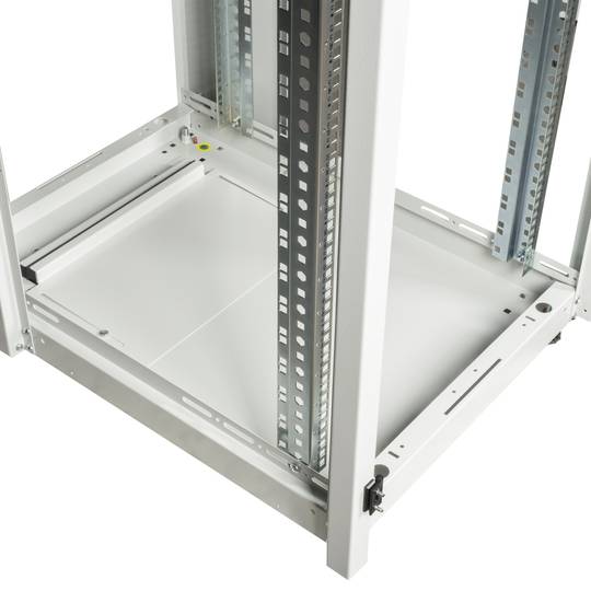 Armari rack 19'' de peu 32U 600x800x1536mm MobiRack de RackMatic Blanc i porta de vidre temperat
