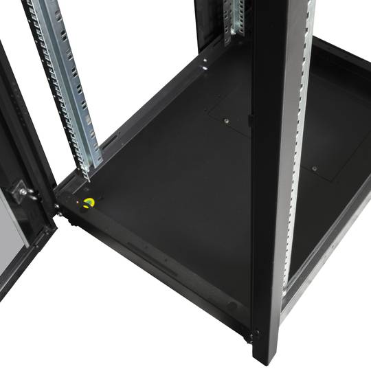 Rackkast 19'' staand 42U 600x800x1980mm MobiRack van RackMatic Deur zwart en gehard glas