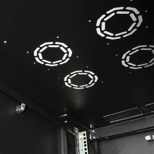 19'' staande rackkast 42U 600x1000x1980mm MobiRack van RackMatic Deur in zwart en gehard glas