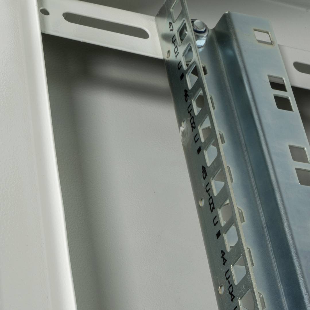 Szafa rack 19'' stojąca 47U 600x1000x2202mm MobiRack by RackMatic Białe i drzwi ze szkła hartowanego