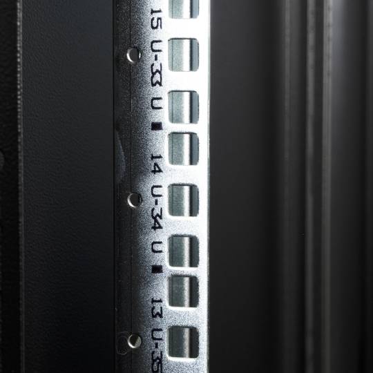 Szafa rack 19'' stojąca 47U 600x1200x2202mm MobiRack by RackMatic Czarna i drzwiczki ze szkła hartowanego