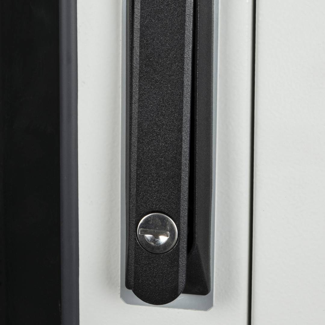 19'' Stand-Rack-Schrank 47 HE 600 x 1200 x 2202 mm MobiRack von RackMatic Weiße Tür aus gehärtetem Glas