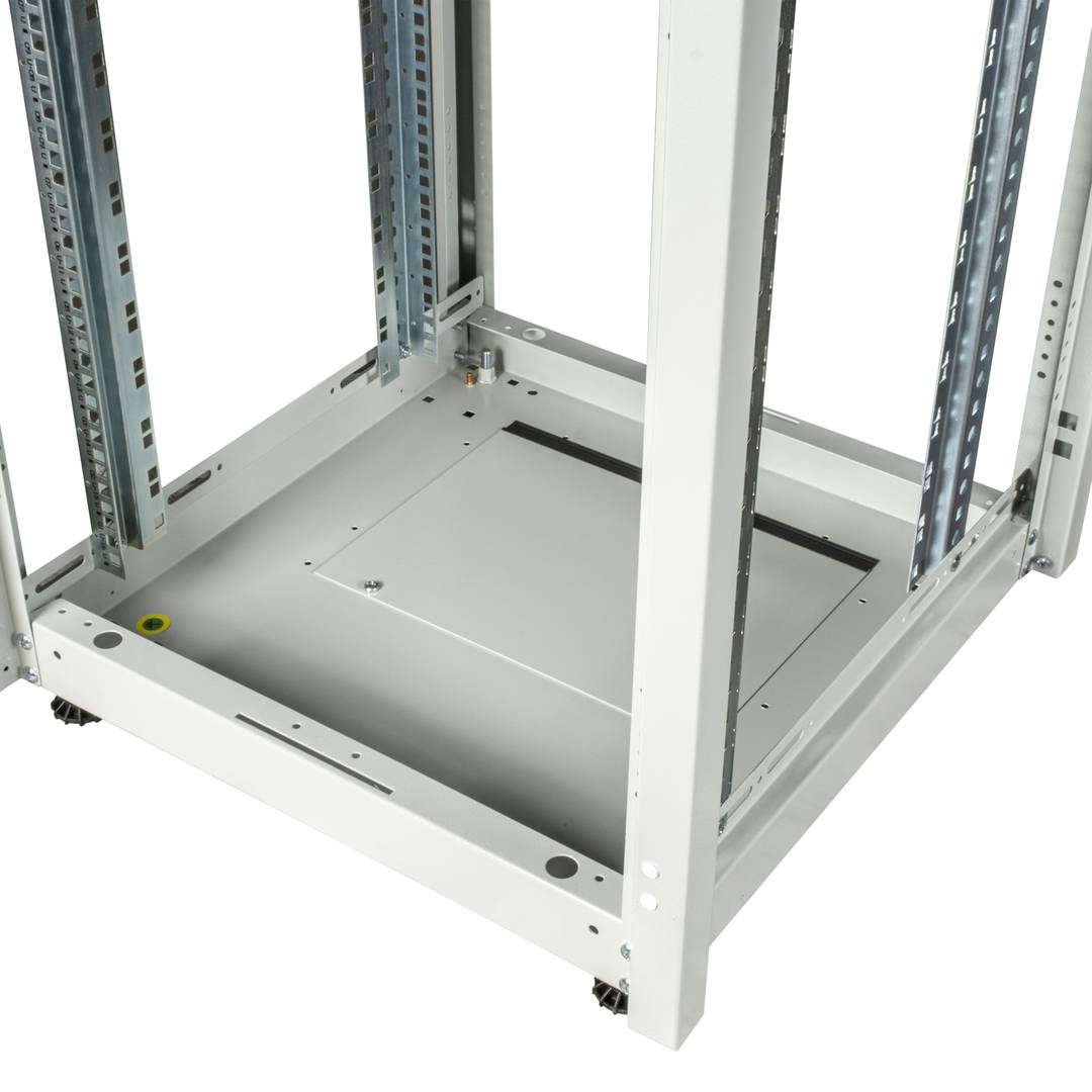 Armadio rack 19'' in piedi 16U 600x600x825mm MobiRack di RackMatic Bianco e porta in metallo forato