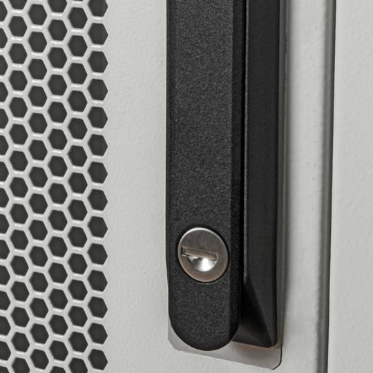 Armadio rack 19'' in piedi 32U 600x600x1536mm MobiRack di RackMatic Bianco e porta in metallo forato