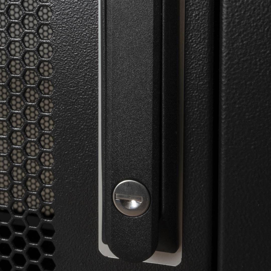 Rackkast 19'' staand 22U 600x800x1081mm MobiRack van RackMatic Zwarte en geperforeerde metalen deur