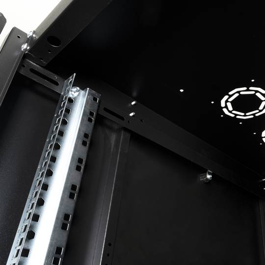 Armoire rack 19'' debout 32U 600x1000x1536mm MobiRack par RackMatic Porte métal noire et perforée