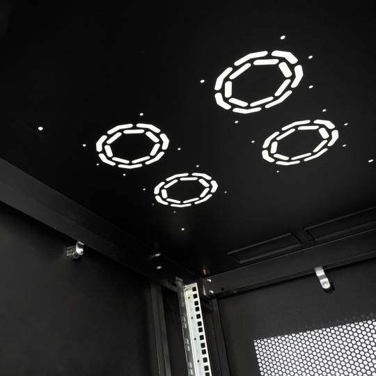 Armoire rack 19'' debout 32U 600x1000x1536mm MobiRack par RackMatic Porte métal noire et perforée