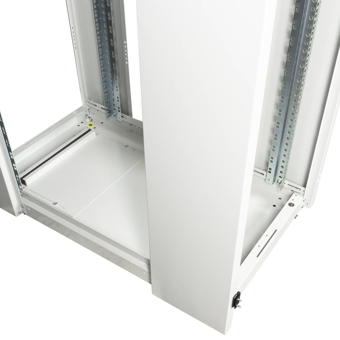 Szafa rack 19'' stojąca 42U 600x1000x1980mm MobiRack by RackMatic Biała i drzwiczki metalowe perforowane