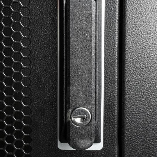 Armari rack 19'' de peu 47U 600x1200x2202mm MobiRack de RackMatic Negre i porta de metall perforat