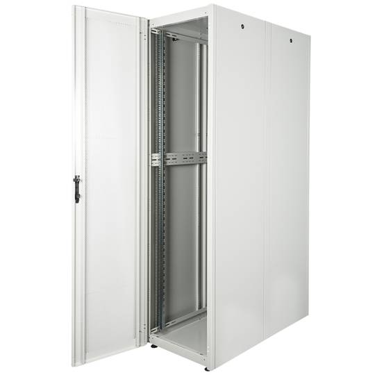Armário rack 19'' pé 47U 600x1200x2202mm MobiRack by RackMatic Branco e porta metálica perfurada